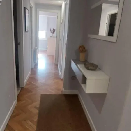 Apartment Aroel